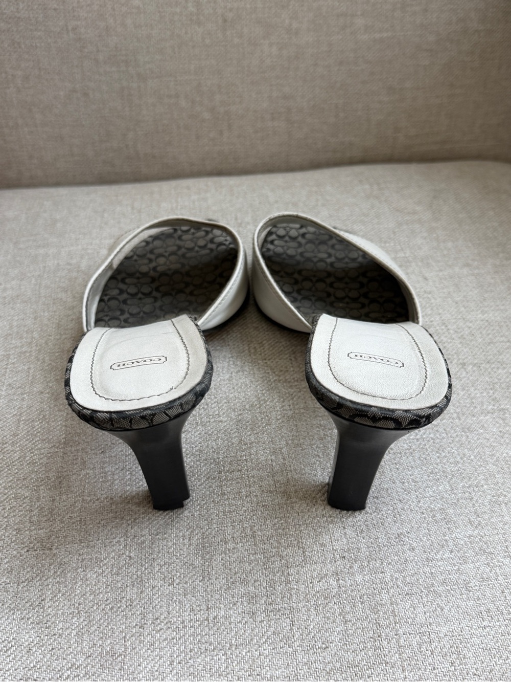 COACH Women's White Leather Slide Sandals vintage - Picture 4 of 9
